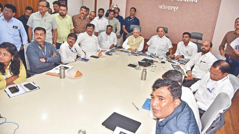 सातारा कागल हायवे ठेकेदार कारवाई