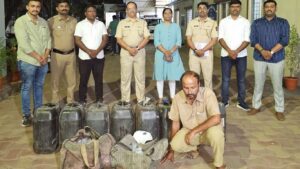 कोंढवा येथे हातभट्टी दारूचा साठा जप्त; दोन आरोपींविरुद्ध गुन्हा दाखल