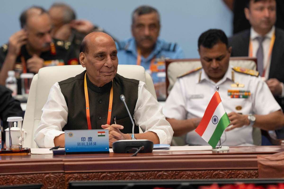 SCO बैठकीत राजनाथ सिंह यांनी पाकिस्तान-चीनच्या दबावाला विरोध केला