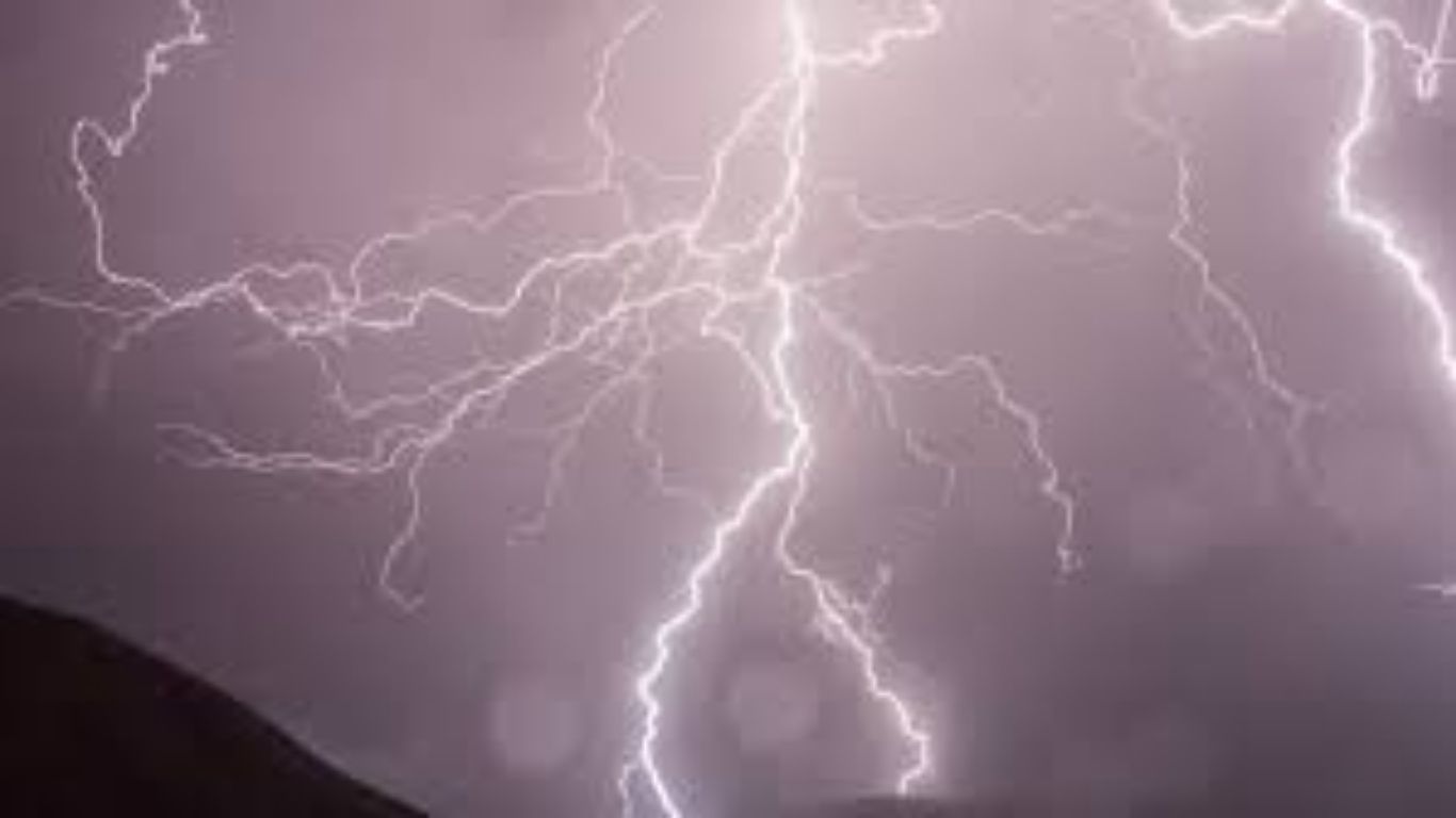 पुणेकरांसाठी पावसाचा अलर्ट! घाटांवर ‘यलो’ चेतावणी