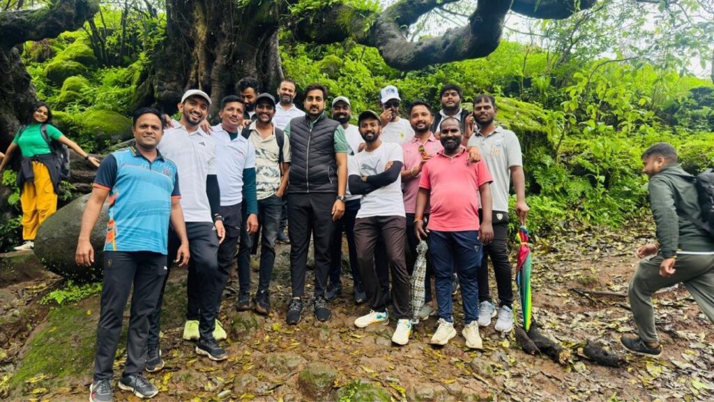 FortFit रायरेश्वर ट्रेक या ऐतिहासिक आणि सामाजिक उपक्रमाला पुणे आणि परिसरातील युवकांचा प्रचंड प्रतिसाद