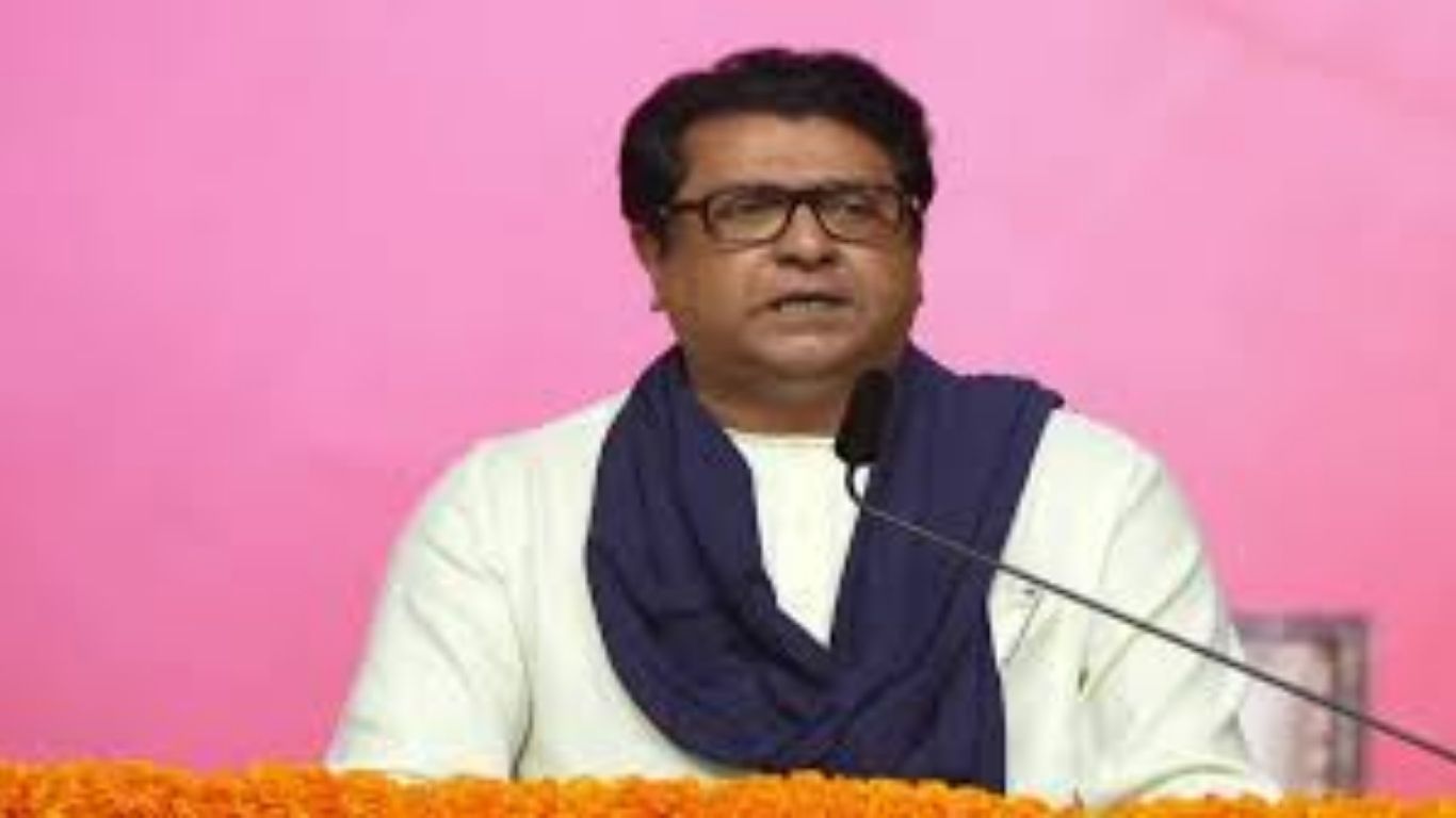 राज ठाकरेंविरोधात गुन्हा दाखल करण्याची मागणी