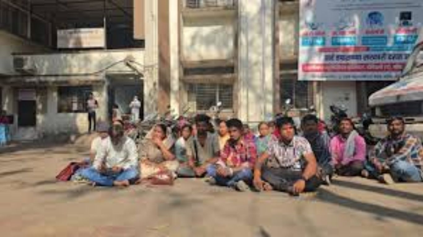 मृतदेह वाहून पैसे उकळणाऱ्या खाजगी ॲम्बुलन्स चालकांची दादागिरी उघड