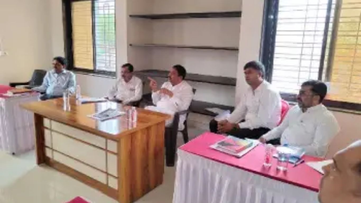 लोहगाव उपजिल्हा रुग्णालयासाठी २०० खाटांची मागणी; आमदार बापूसाहेब पठारे यांचा पाठपुरावा