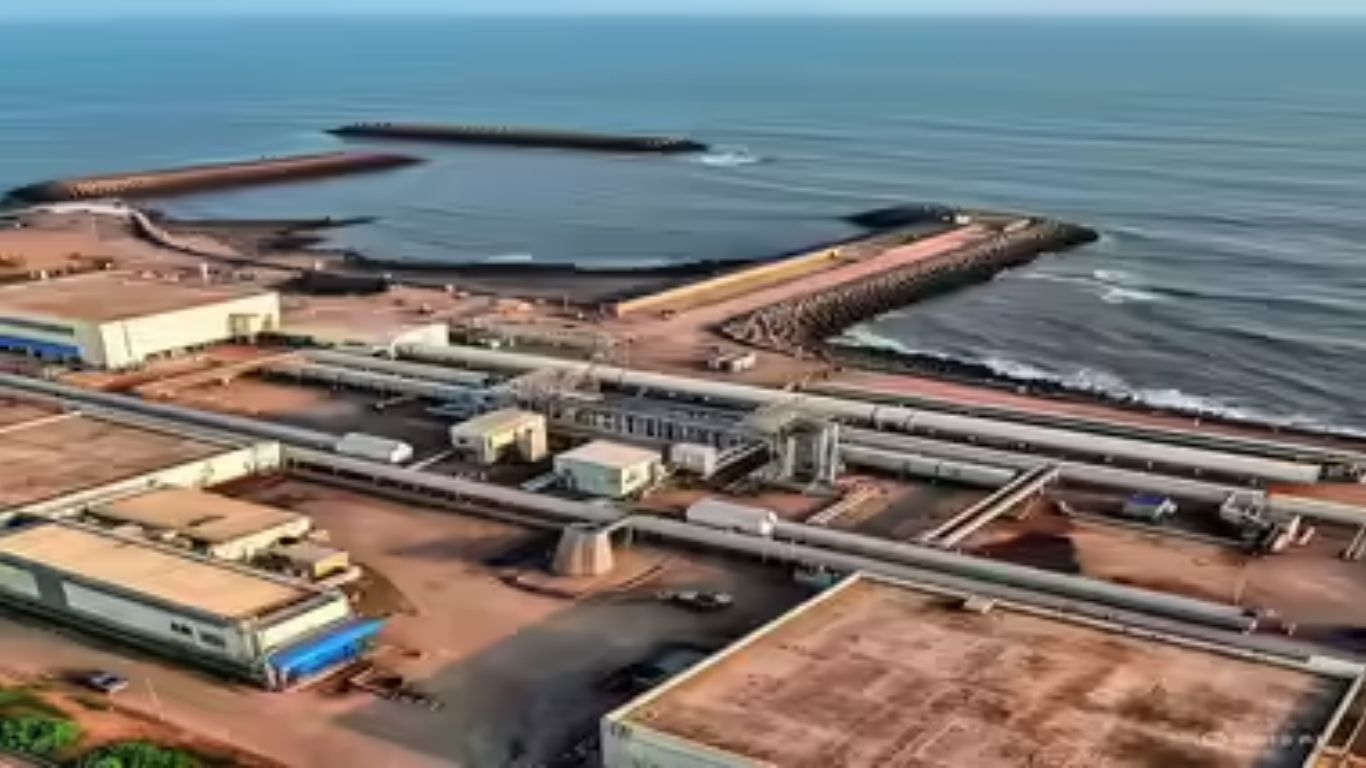 मुंबईत गोड पाण्याचा नवा स्रोत! BMC वर्सोव्यात उभारणार समुद्राचे पाणी गोड करणारा प्रकल्प