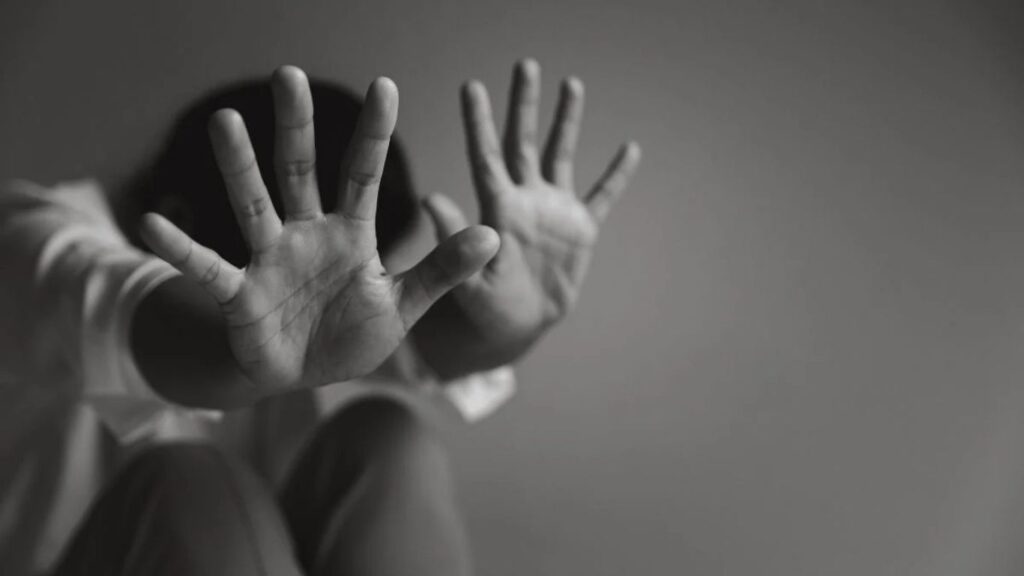 बलात्कार, गर्भपात, धमक्या – उलवे व संभाजीनगरमध्ये दोन धक्कादायक प्रकरणे