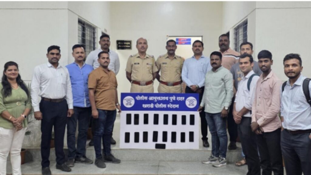 खराडी पोलीसांची कामगिरी: ३.८३ लाखांचे १५ हरवलेले मोबाईल परत, नागरीकांनी मानले आभार