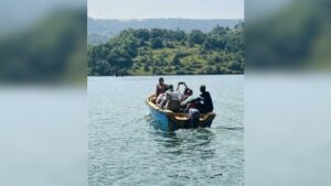 गुंजवणी धरणात बोट सेवा सुरू; अखेर दहा विद्यार्थ्यांचा शिक्षणाचा मार्ग मोकळा