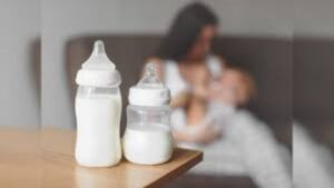 पुण्यात नवजात बाळाला गायीचे दूध दिल्याने जीवघेणी परिस्थिती