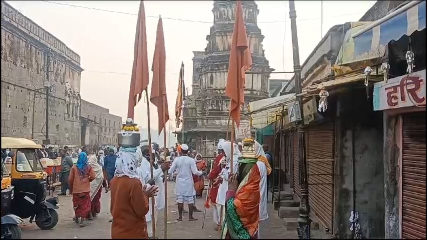 पुत्रदा एकादशी निमित्त पंढरपुरात विठ्ठल भक्तांची प्रचंड गर्दी