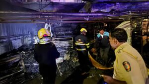 पुण्यातील कोथरूडमधील गोल्डन बेकरीला आग, जीवितहानी टळली