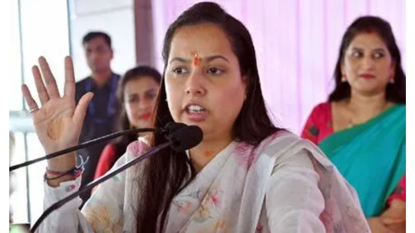 लाडकी बहिण योजना: 26 लाख लाभार्थी महिलांच्या अर्जांची सूक्ष्म छाननी सुरू