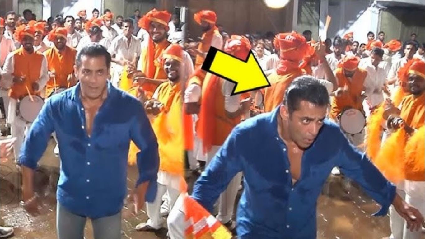 सलमान खानचा गणेश विसर्जनात धमाल डान्स, सोनाक्षीसह कुटुंबाचा आनंदोत्सव