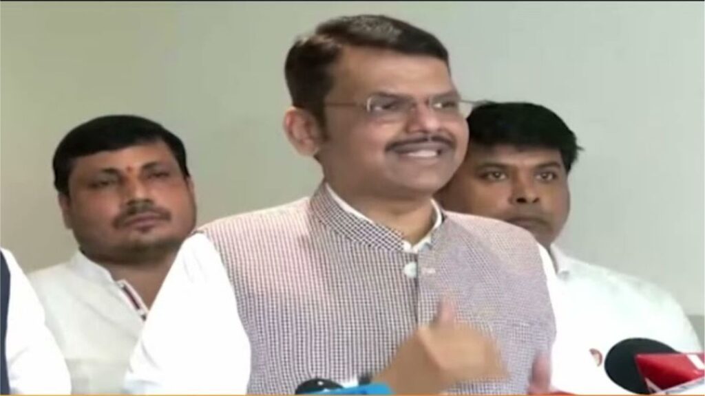 महाराष्ट्रात एका दिवसात ₹३४,००० कोटींची गुंतवणूक, ३३,००० नवीन रोजगारनिर्मिती