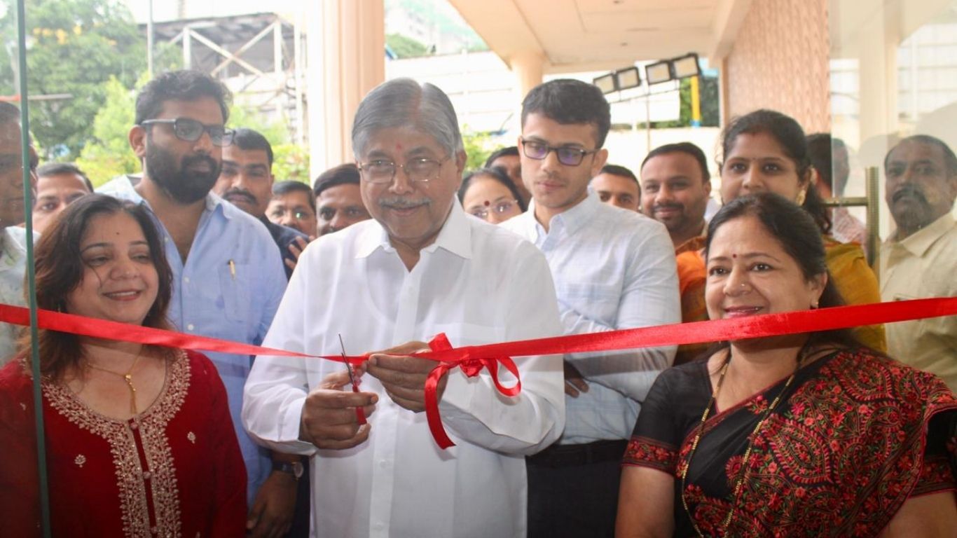 हिंदू संस्कृतीत दुसऱ्याबद्दल सकारात्मक विचार करण्याचं तत्त्वज्ञान | समुत्कर्ष ग्राहक पेठेच्या धान्य महोत्सवात ना. चंद्रकांत पाटील यांचे प्रतिपादन