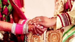 बीडमध्ये लग्नाच्या आमिषाने शेतमजुराची १.७० लाखांची फसवणूक; तीन जण अटकेत