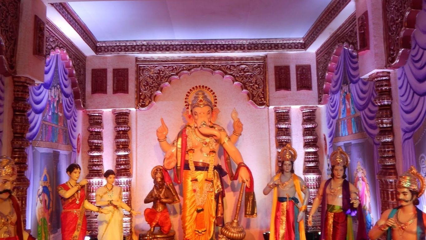 रंगारी बदक सार्वजनिक गणपती मंडळ : गणेशोत्सवात क्रांतीकारक प्रेरणा