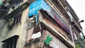 नालासोपारा इमारत कलंडली: चार मजली इमारत असुरक्षित घोषित, कोणतीही जीवितहानी नाही