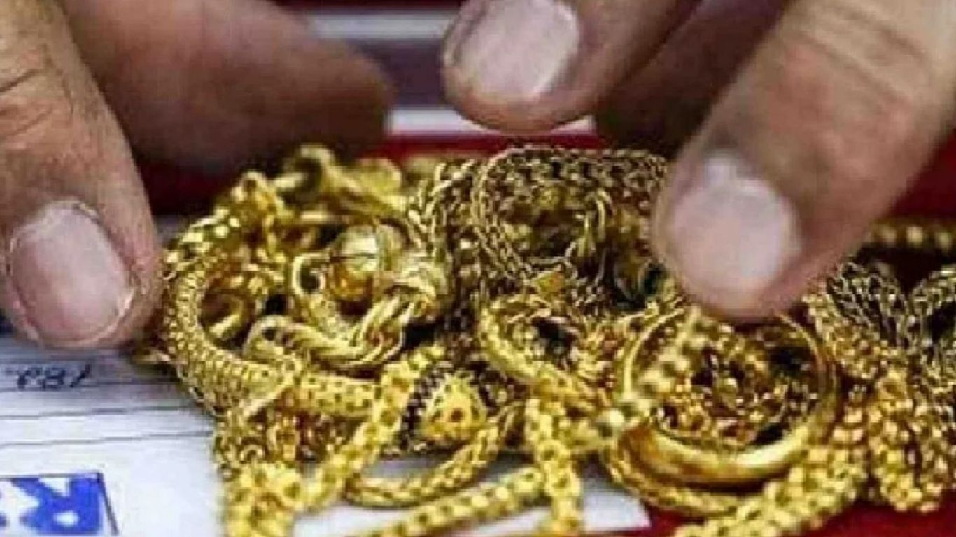 नायगावमध्ये ३३ लाखांच्या दागिन्यांची चोरी; चार जण अटकेत, महिलेचाही समावेश