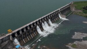जायकवाडी धरणाचे दरवाजे पावसाळ्यात तीनदा उघडले; 25 टीएमसी पाणी सोडले