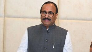 नागपूर : मंत्री अतुल सावे ओबीसी आंदोलकांच्या भेटीसाठी आंदोलनस्थळी दाखल