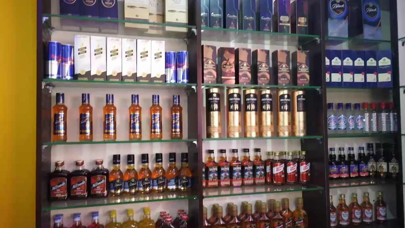 कल्याण पश्चिमेत बिअर शॉपचे बार अँड रेस्टॉरंटमध्ये रूपांतर; कायदा-सुव्यवस्थेवर प्रश्न