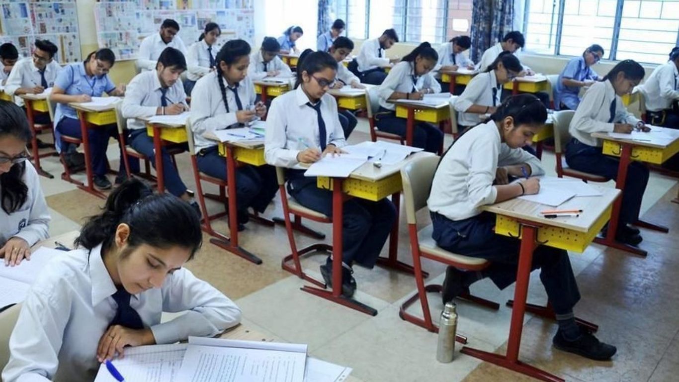 दहावी परीक्षा 2026 अर्ज भरण्यास सुरुवात; 6 ऑक्टोबरपर्यंत अर्जाची अंतिम मुदत