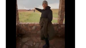 Sachin Tendulkar चे साहसी अनुभव: केनियात वादळी वारा, विमानाची दोन वेळा लँडिंग फसली