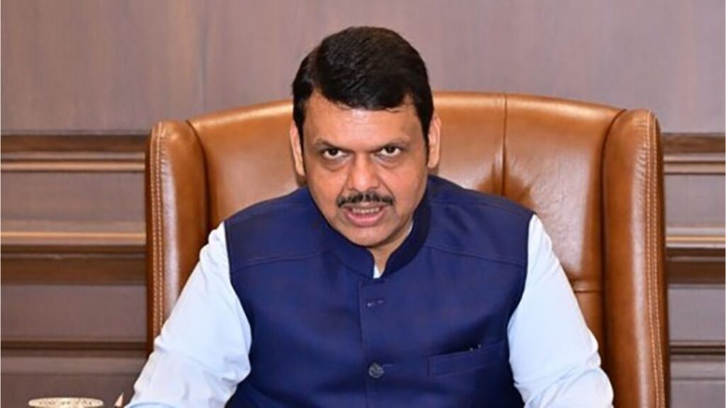 मुख्यमंत्री घोषणा: 2000 कोटी रुपयांच्या निधीचं तातडीने वाटप सुरू