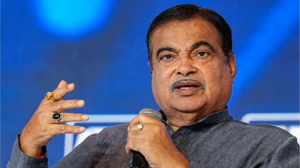 नितीन गडकरींनी आरोपांना दिले उत्तर, ठेकेदारांवरही जोरदार प्रतिक्रिया