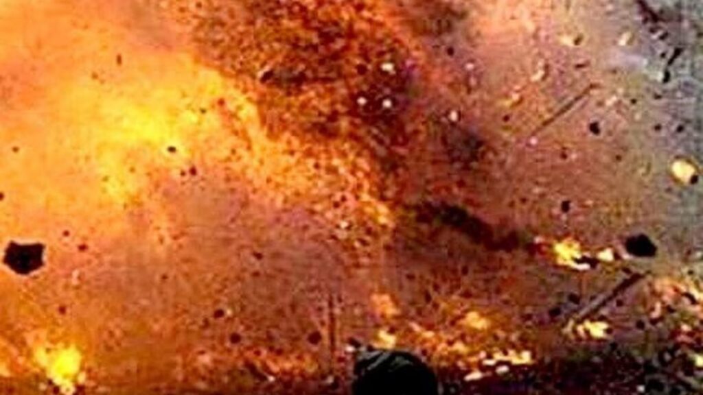 तासगाव: कवठेएकंद शोभेच्या दारू स्फोटप्रकरणी सात जणांवर गुन्हा