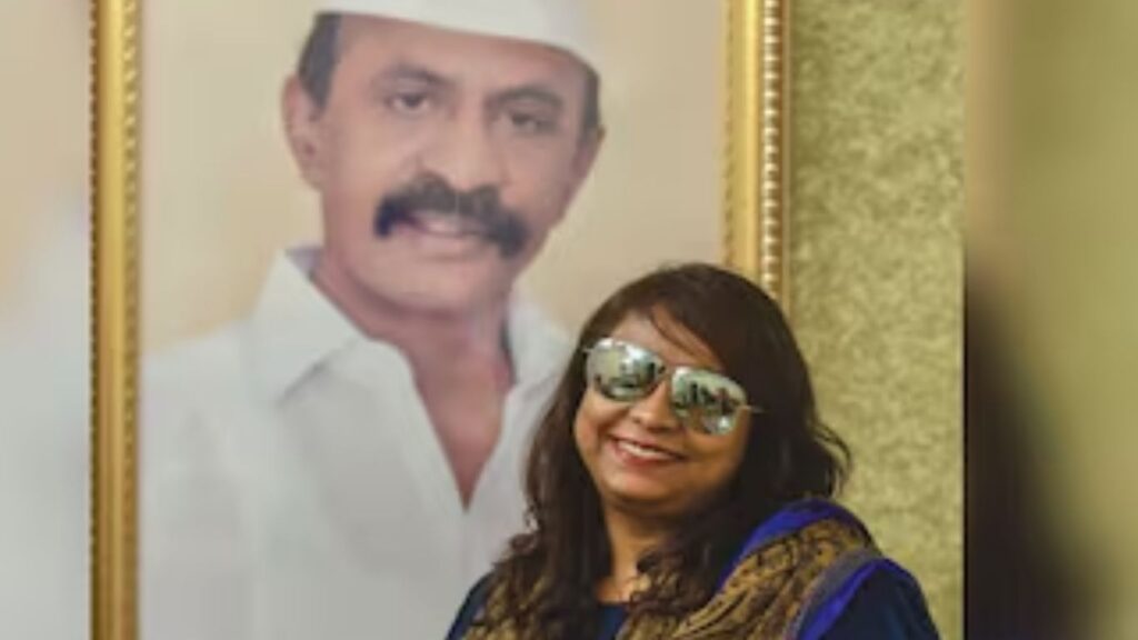 मुंबई महापालिका निवडणुका: ‘डॅडी’ अरुण गवळींच्या कन्या मैदानात, दगडी चाळ पुन्हा चर्चेत