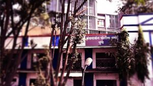 पुणे रेल्वे स्टेशनवर जबरी चोरीचा प्रयत्न, बंडगार्डन पोलिसांची जलद कारवाई; दोन आरोपी जेरबंद