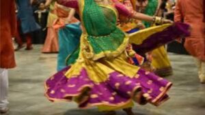 मीरा रोड: गरबा कार्यक्रमात नागरिकांवर सोळाव्या मजल्यावरून अंडी फेकल्याप्रकरणी गुन्हा