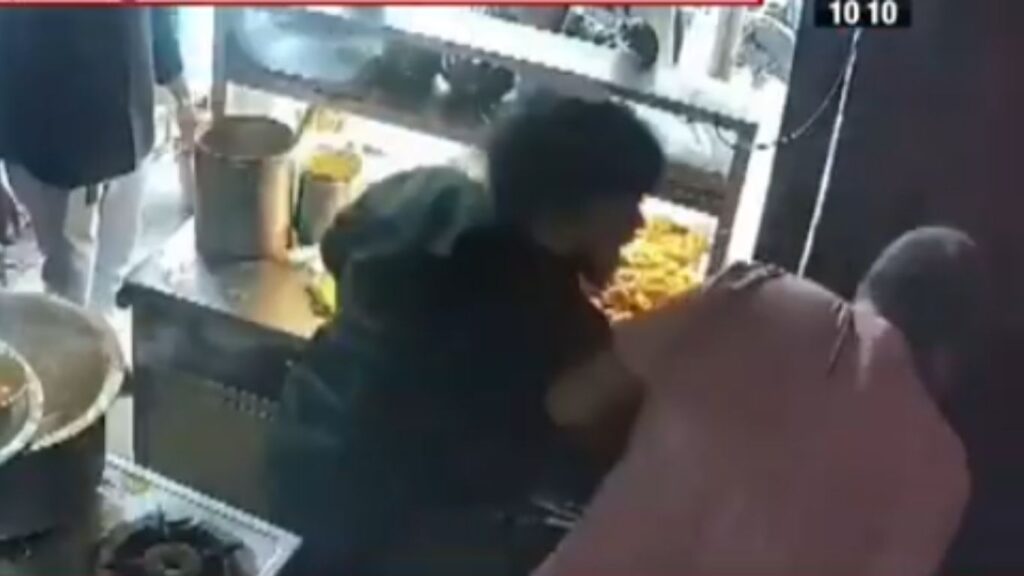 कल्याण क्राइम न्यूज: इडली वड्यासाठी उशीर, गुंडाने दुकानदाराला मारहाण