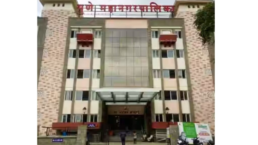 पुणे PMC ने ग्रँड चॅलेंज सायकल स्पर्धेच्या आधी रस्ते खणणाऱ्या विभागांवर 10 पट दंडाची हप्तेदारी ठोठावली