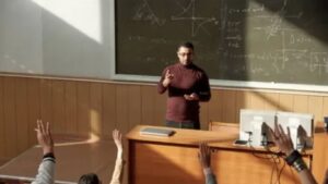 महाराष्ट्र सरकारकडून प्राध्यापक भरतीसाठी नवीन जीआर जारी — पारदर्शकता आणि गुणवत्तेला प्राधान्य