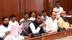 ओबीसी महामोर्चासाठी चंद्रपूरहून 20 हजार कार्यकर्त्यांचा नागपूरकडे मोर्चा, शासनाच्या जीआर रद्द करण्याची मागणी