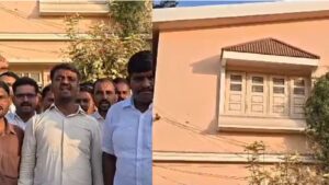 गणपतराव देशमुख यांच्या घरावर दारूची बाटली फेकण्याची घटना