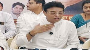 मीरा भाईंदरमध्ये वोट चोरी प्रकरणावर राजकीय तापमान वाढलं, डिंपल मेहता आणि मुजफ्फर हुसेन आमने-सामने