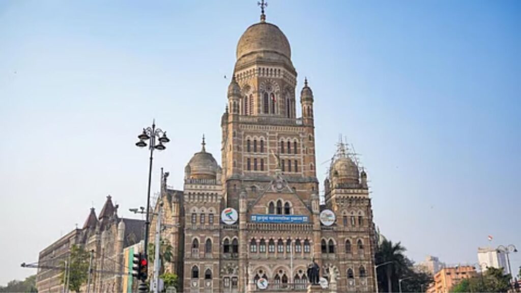 मुंबई महानगर पालिकेच्या कर्मचाऱ्यांना ३१ हजार रुपयांचा दिवाळी बोनस जाहीर