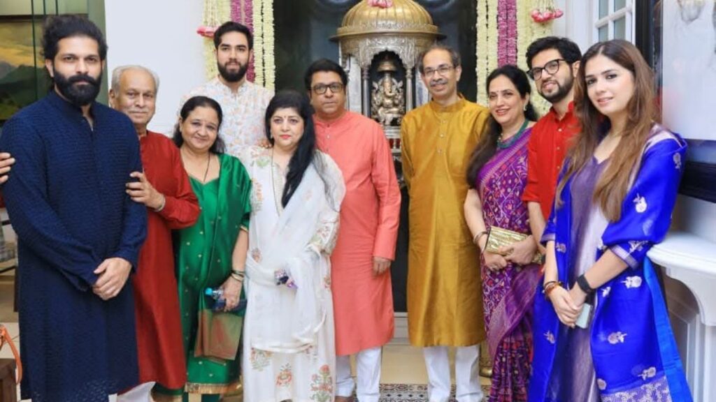 ठाकरे घराण्याची नवी एकजूट! आदित्य ठाकरे यांनी शेअर केला फॅमिली फोटो