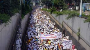 नाशिकमध्ये जैन समाजाचा मोर्चा; अशोक स्तंभावरून जिल्हाधिकारी कार्यालयाकडे प्रस्थान