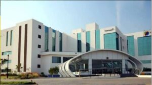 पुणे आयटी पार्कला मोठा फटका? HIRE Act 2025 मुळे आउटसोर्सिंगवर 25% कर लागू होणार