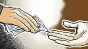 सोलापूर ACB ची कारवाई! झेडपीच्या लाचखोर विस्तार अधिकाऱ्याला रंगेहात अटक