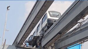 वडाळ्यात मोनोरेलमध्ये तांत्रिक बिघाड; ट्रायल रनदरम्यान अपघातामुळे सेवा ठप्प