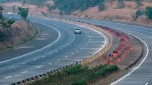 पुणे–छत्रपती संभाजीनगर एक्सप्रेसवे: 8 तासांचा प्रवास केवळ 3 तासांत; व्यापार व पर्यटनाला मोठी चालना