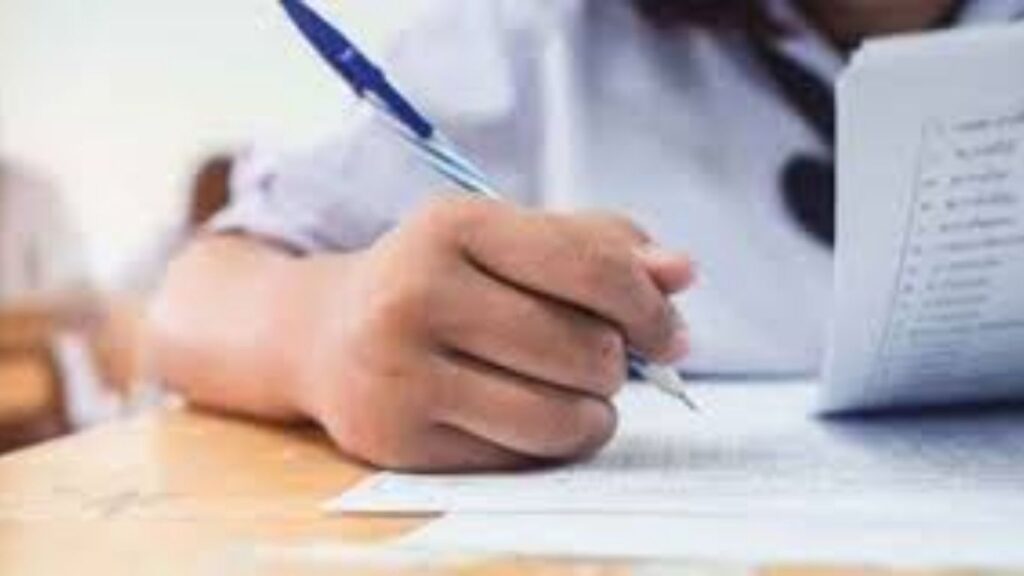 महाराष्ट्र सीईटी परीक्षा आता वर्षातून दोनदा; विद्यार्थ्यांसाठी मोठा निर्णय