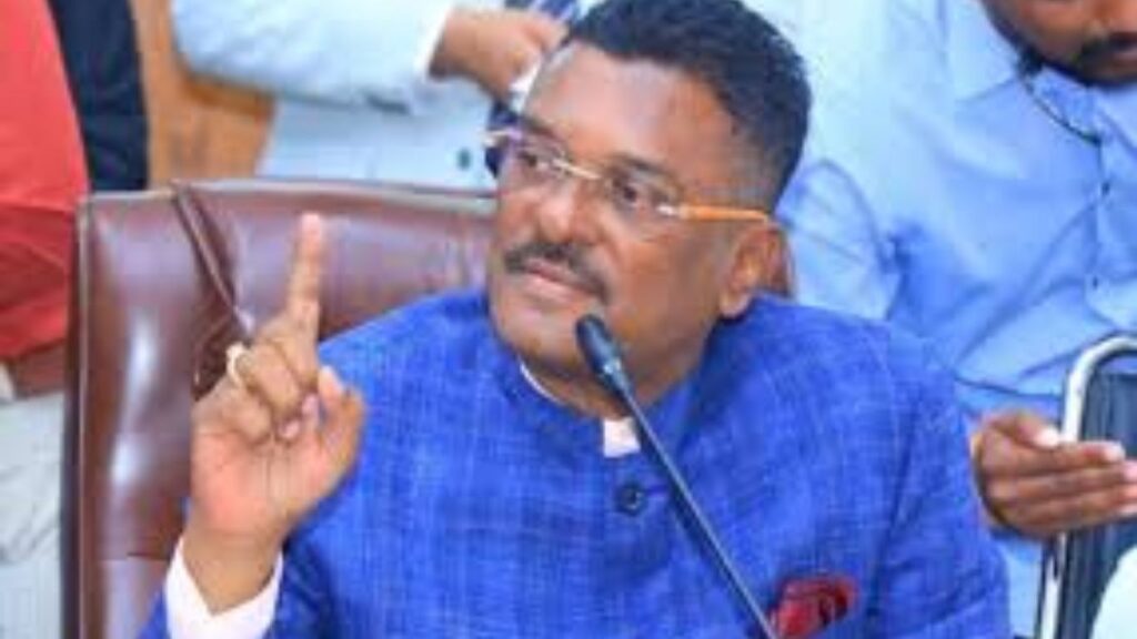 दहिसर टोल समस्या अखेर सुटली; प्रताप सरनाईक यांच्या पुढाकाराला यश, मिरा-भाईंदरकरांचा जल्लोष