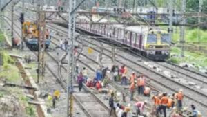 मुंबई लोकल मेगाब्लॉक: तिन्ही मार्गांवर सेवांमध्ये बदल; अनेक स्थानकांवर थांबा रद्द